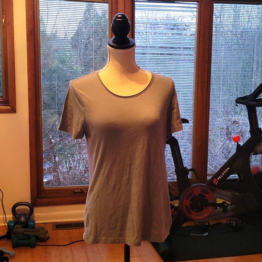Victoria's Secret PINK tee shirt